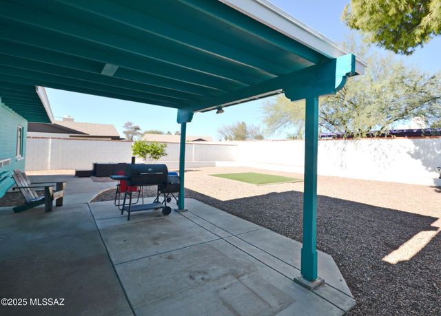 4080 W Magee Road, Tucson, AZ 85741