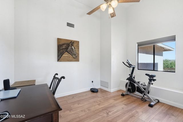 1129 N Amberbrooke Avenue, Tucson, AZ 85745