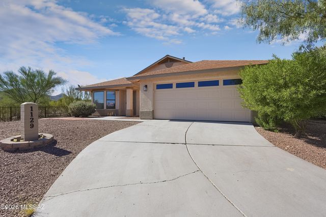 1129 N Amberbrooke Avenue, Tucson, AZ 85745