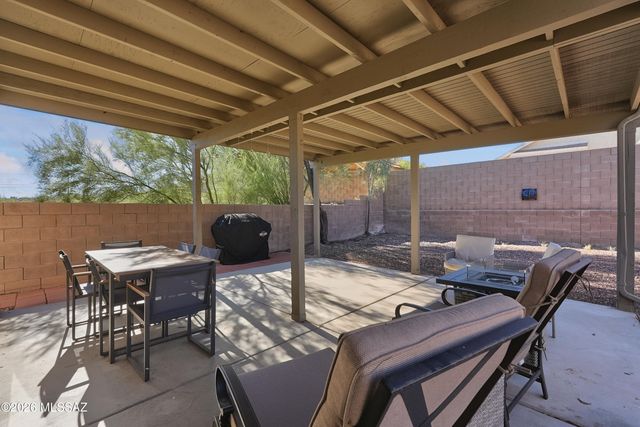1129 N Amberbrooke Avenue, Tucson, AZ 85745