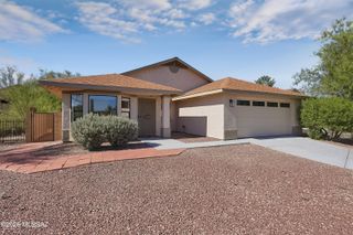 1129 N Amberbrooke Avenue, Tucson, AZ 85745