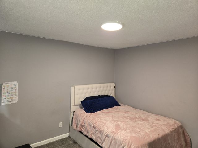 209 Hawkins Ave, Gallatin, TN 37066