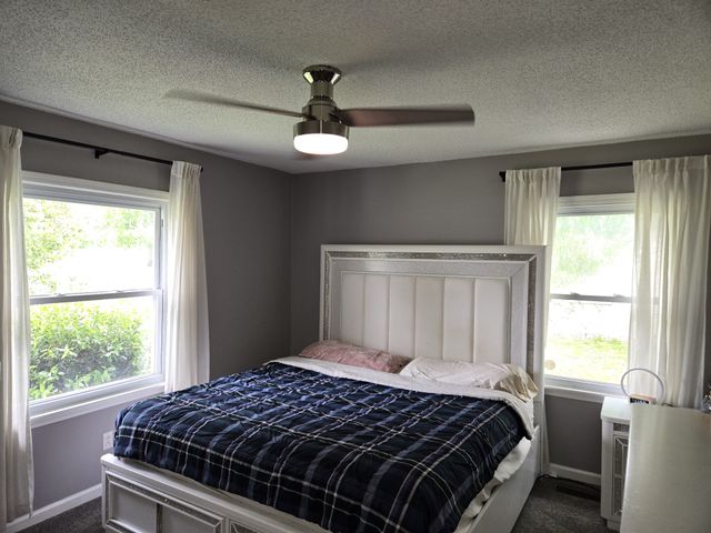 209 Hawkins Ave, Gallatin, TN 37066