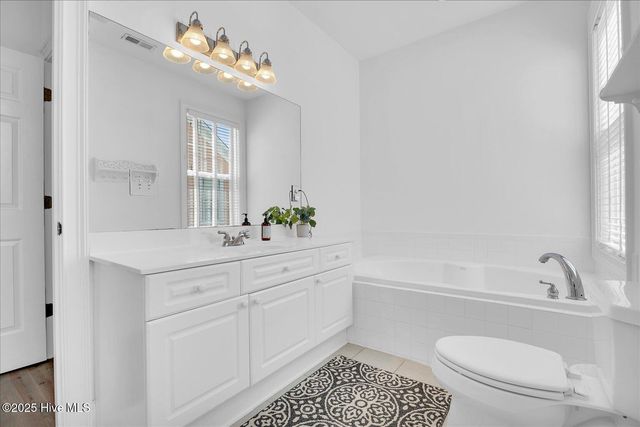 215 Silver Sloop Way, Carolina Beach, NC 28428