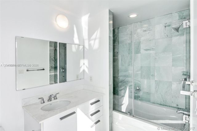 1060 Brickell Ave 2911, Miami, FL 33131