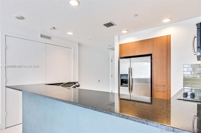 1060 Brickell Ave 2911, Miami, FL 33131