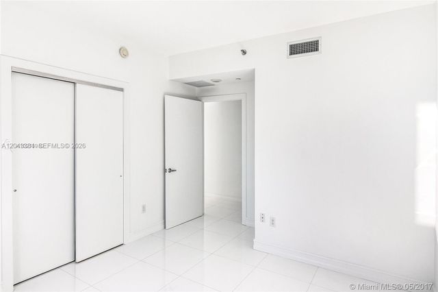 1060 Brickell Ave 2911, Miami, FL 33131