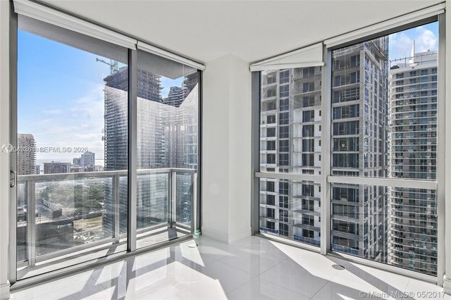 1060 Brickell Ave 2911, Miami, FL 33131