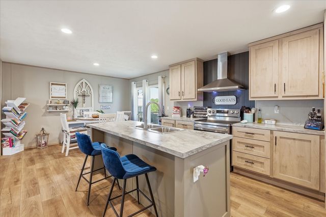 193 Firefly Drive, Springtown, TX 76082