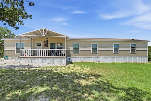 193 Firefly Drive, Springtown, TX 76082
