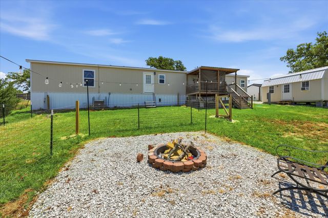193 Firefly Drive, Springtown, TX 76082
