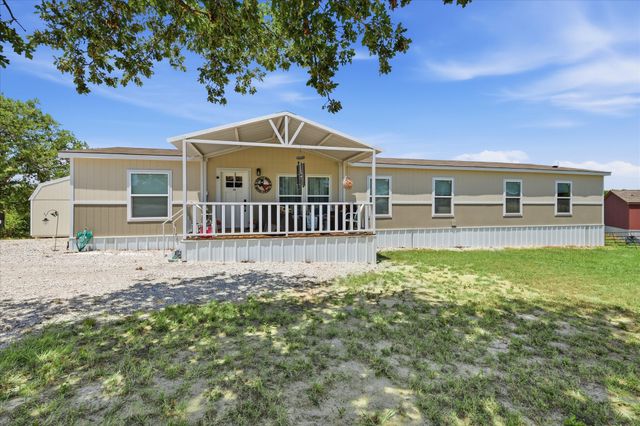 193 Firefly Drive, Springtown, TX 76082