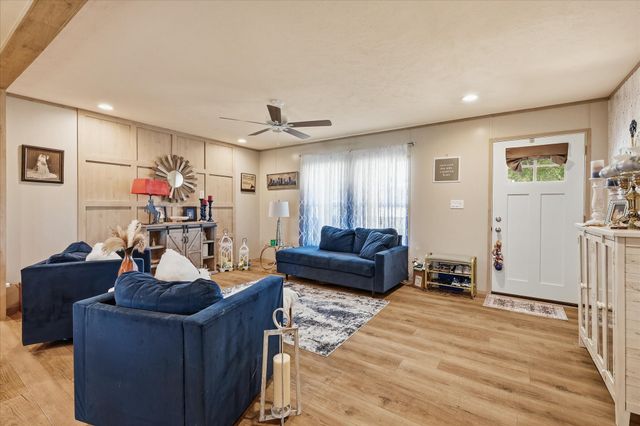 193 Firefly Drive, Springtown, TX 76082