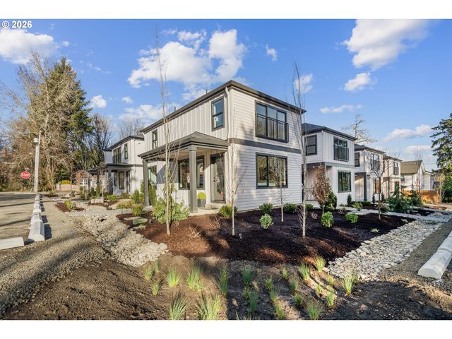 242 G Ave, Lake Oswego, OR 97034