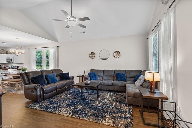 442 Weatherly Street, Ramseur, NC 27316