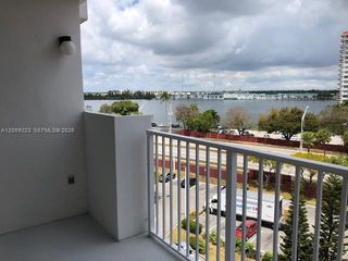 1200 NE Miami Gardens Dr 702W, Miami, FL 33179