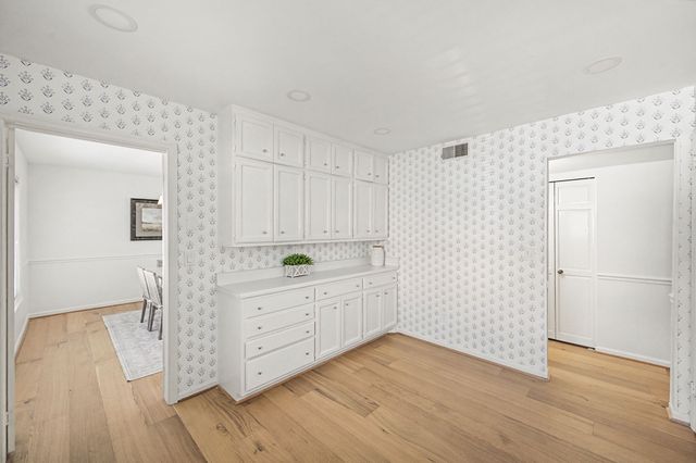 4487 Post Pl Apt 2, Nashville, TN 37205