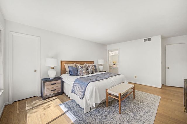 4487 Post Pl Apt 2, Nashville, TN 37205