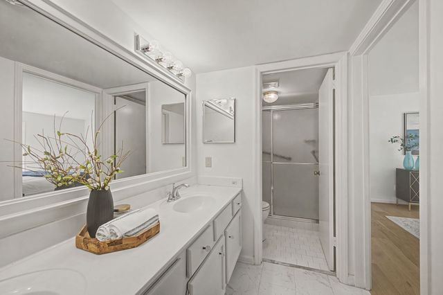 4487 Post Pl Apt 2, Nashville, TN 37205
