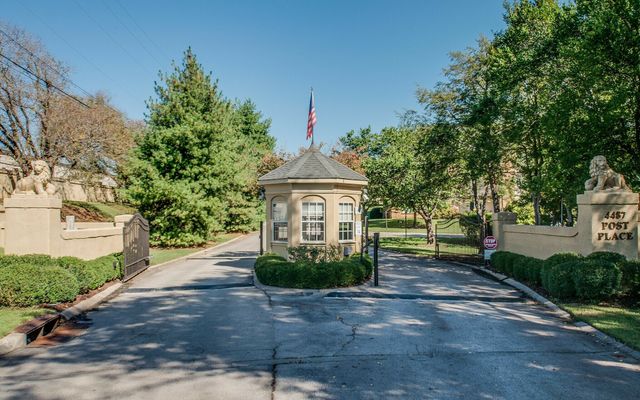 4487 Post Pl Apt 2, Nashville, TN 37205