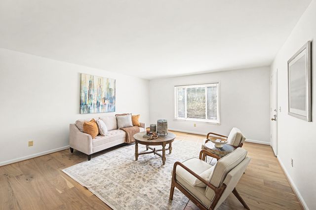 4487 Post Pl Apt 2, Nashville, TN 37205