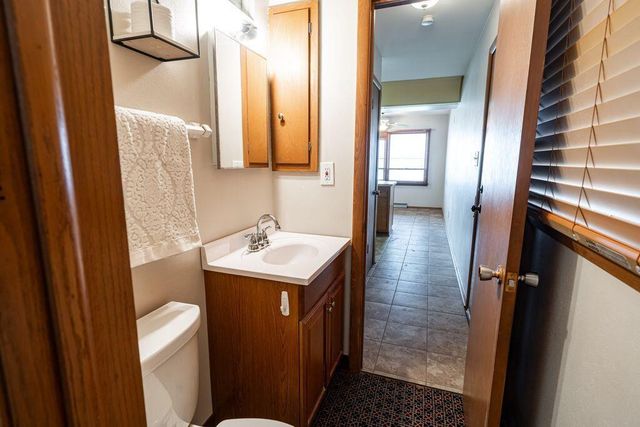 10915 W Harvard LANE, Wauwatosa, WI 53226