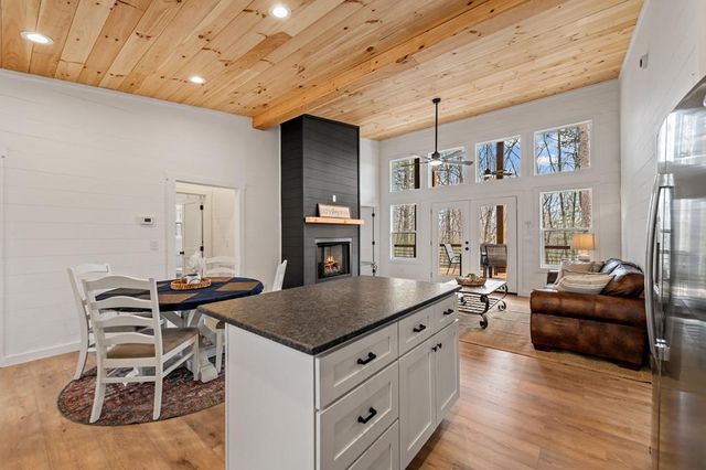 85 Duck Cove, Morganton, GA 30560