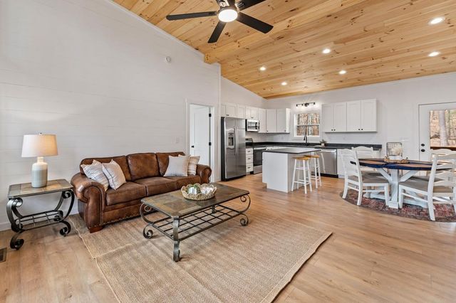 85 Duck Cove, Morganton, GA 30560