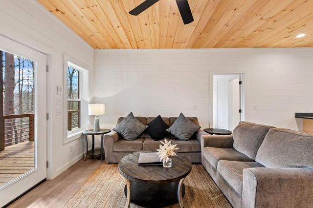 85 Duck Cove, Morganton, GA 30560