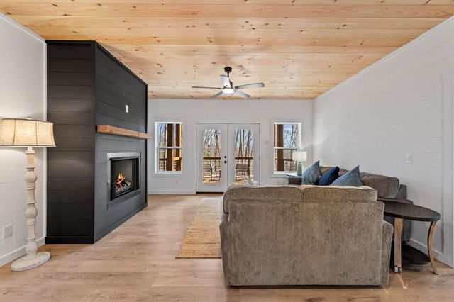 85 Duck Cove, Morganton, GA 30560