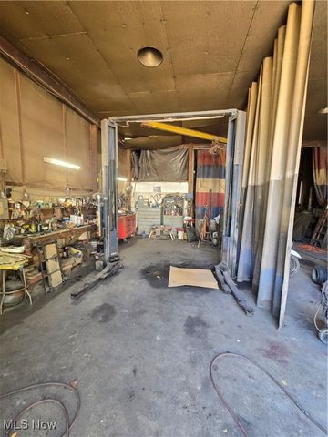 11674 Emerson Avenue, Parkersburg, WV 26104