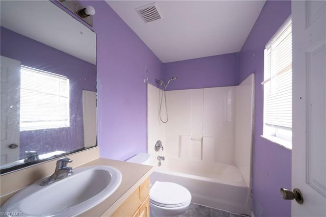5520 5th AVE, Fort Myers, FL 33907