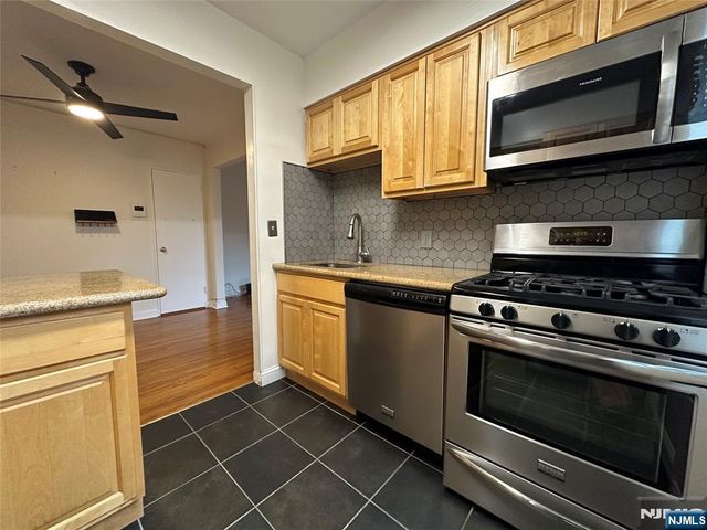 8600 Boulevard East 4G, North Bergen, NJ 07047