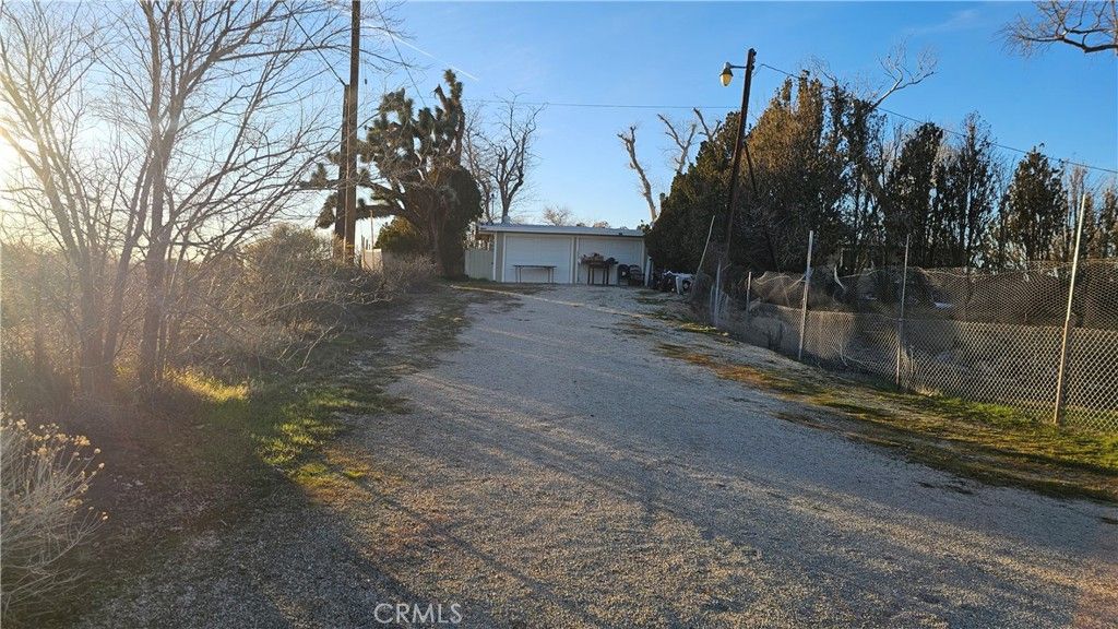 Image 28 of property listing at 49019 120th Street E, Lancaster, CA 93535