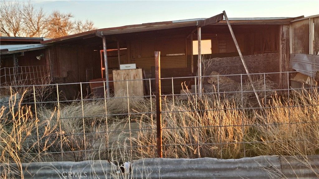 Image 61 of property listing at 49019 120th Street E, Lancaster, CA 93535