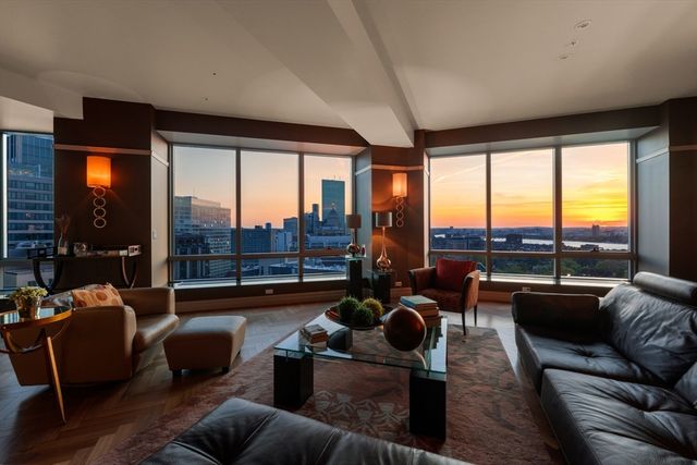 2 Avery St 24C, Boston, MA 02111