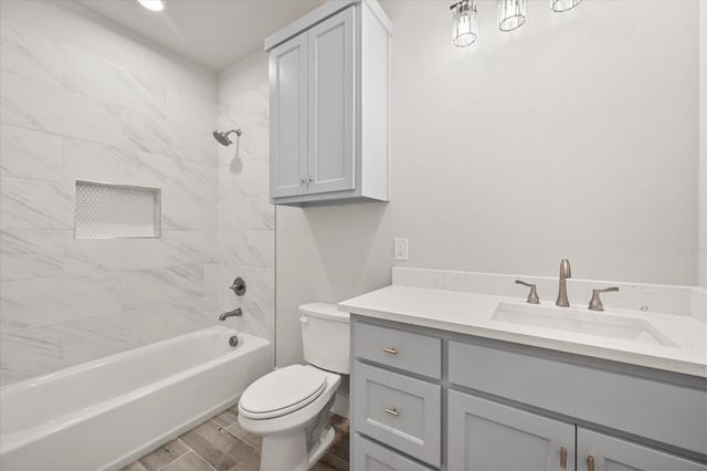 1206 E 11th, Corsicana, TX 75110