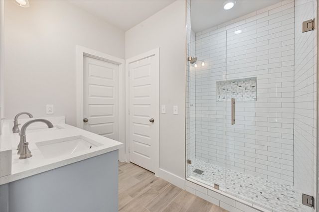 1206 E 11th, Corsicana, TX 75110