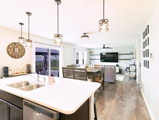 11455 Cedarmont Drive, Fort Wayne, IN 46818