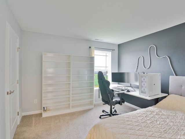 11455 Cedarmont Drive, Fort Wayne, IN 46818