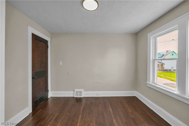 8505 Bancroft Avenue, Cleveland, OH 44105