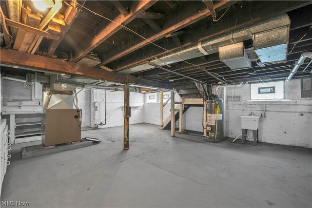 8505 Bancroft Avenue, Cleveland, OH 44105