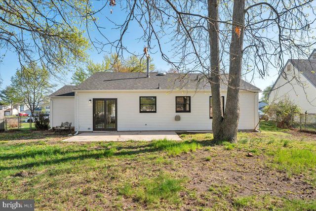 39 ARGYLE AVE, Blackwood, NJ 08012