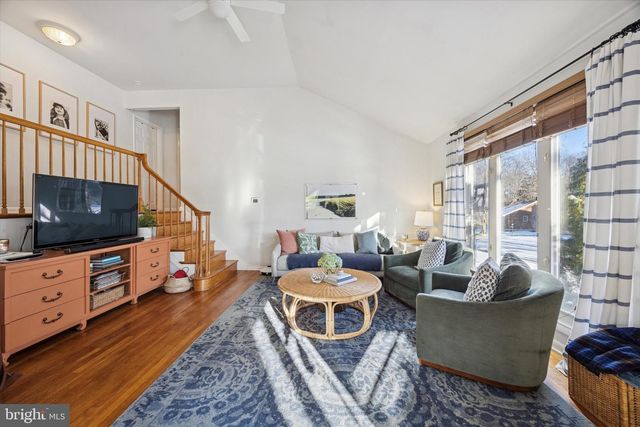 2210 BRADMOOR RD, Wilmington, DE 19803