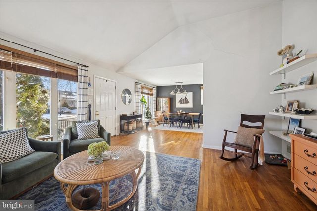 2210 BRADMOOR RD, Wilmington, DE 19803