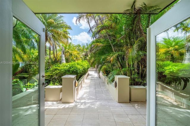 7855 SW 83rd Court, Miami, FL 33143