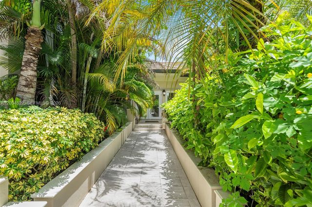 7855 SW 83rd Court, Miami, FL 33143