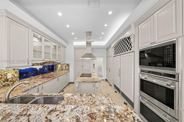7855 SW 83rd Court, Miami, FL 33143