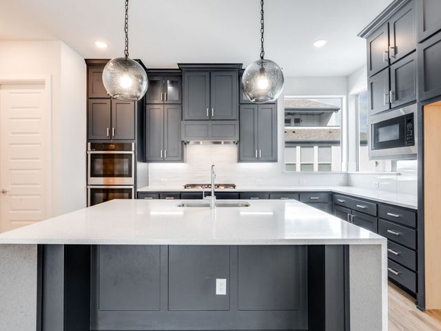 4913 Broadway Drive, Plano, TX 75024