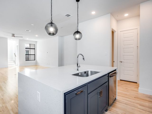 4913 Broadway Drive, Plano, TX 75024